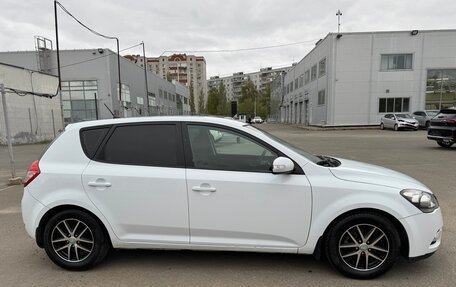 KIA cee'd I рестайлинг, 2010 год, 750 000 рублей, 4 фотография