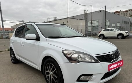 KIA cee'd I рестайлинг, 2010 год, 750 000 рублей, 3 фотография