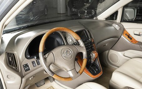 Lexus RX IV рестайлинг, 2001 год, 830 000 рублей, 3 фотография