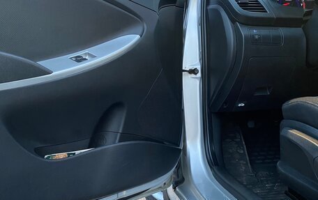 Hyundai Solaris II рестайлинг, 2011 год, 740 000 рублей, 13 фотография