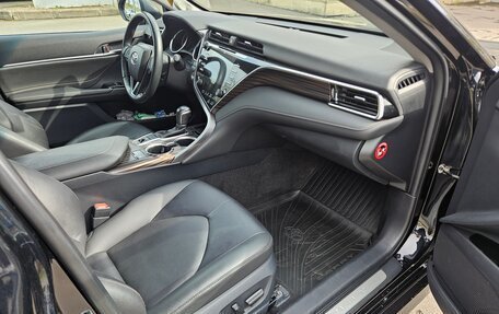 Toyota Camry, 2019 год, 2 900 000 рублей, 7 фотография