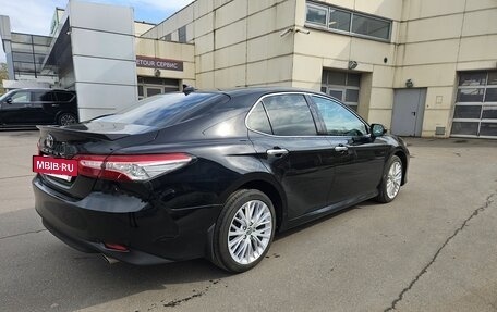 Toyota Camry, 2019 год, 2 900 000 рублей, 6 фотография