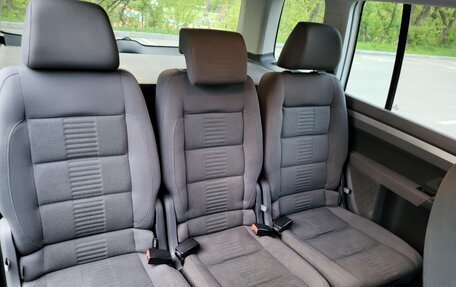 Volkswagen Touran III, 2010 год, 1 250 000 рублей, 5 фотография