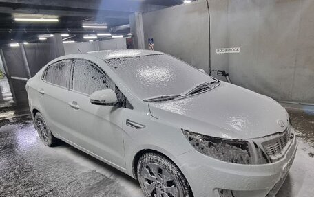 KIA Rio III рестайлинг, 2012 год, 690 000 рублей, 40 фотография
