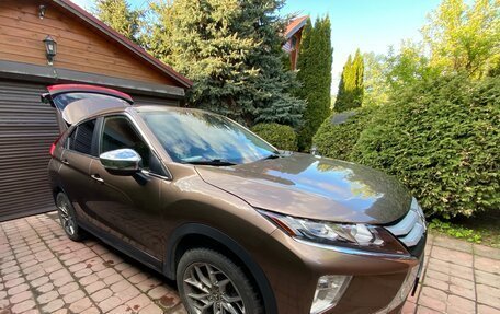 Mitsubishi Eclipse Cross, 2018 год, 1 950 000 рублей, 2 фотография