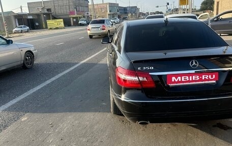 Mercedes-Benz E-Класс, 2011 год, 1 500 000 рублей, 6 фотография