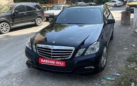 Mercedes-Benz E-Класс, 2011 год, 1 500 000 рублей, 7 фотография