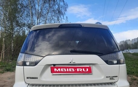 Mitsubishi Outlander III рестайлинг 3, 2010 год, 1 580 000 рублей, 3 фотография