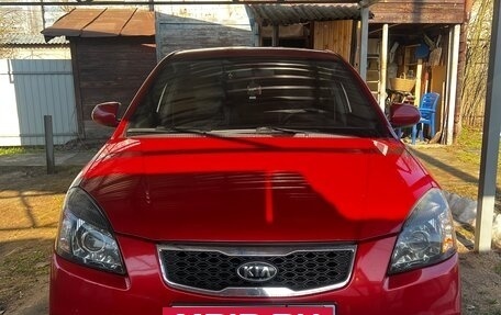 KIA Rio II, 2010 год, 680 000 рублей, 2 фотография