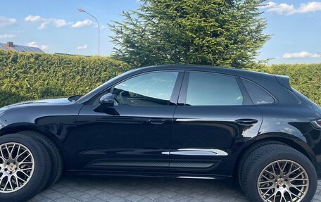 Porsche Macan I рестайлинг, 2022 год, 5 260 000 рублей, 5 фотография