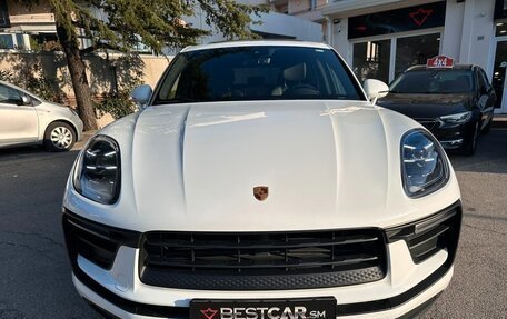 Porsche Macan I рестайлинг, 2022 год, 5 820 000 рублей, 2 фотография