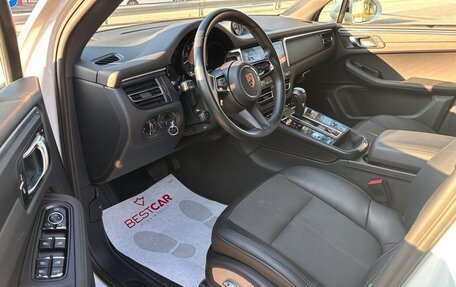 Porsche Macan I рестайлинг, 2022 год, 5 820 000 рублей, 10 фотография