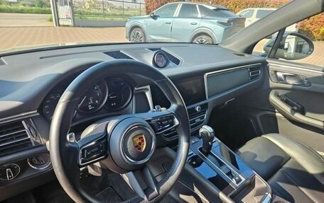 Porsche Macan I рестайлинг, 2022 год, 6 380 000 рублей, 8 фотография