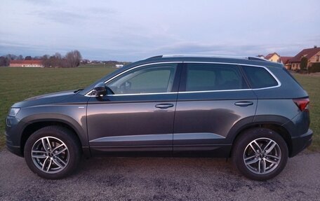 Skoda Karoq I, 2022 год, 2 500 000 рублей, 4 фотография