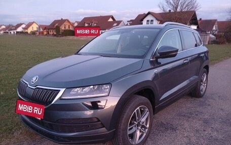Skoda Karoq I, 2022 год, 2 500 000 рублей, 3 фотография