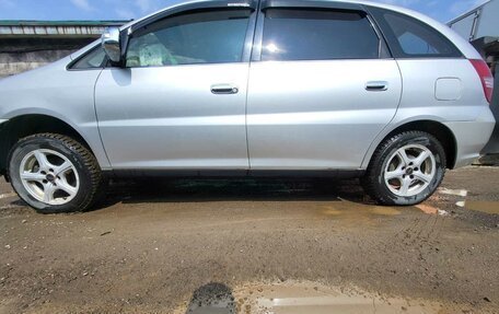 Toyota Nadia, 2001 год, 500 000 рублей, 11 фотография