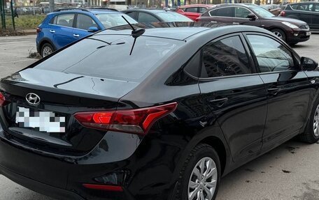 Hyundai Solaris II рестайлинг, 2019 год, 1 050 000 рублей, 3 фотография