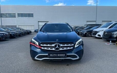 Mercedes-Benz GLA, 2019 год, 1 750 000 рублей, 2 фотография