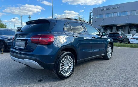 Mercedes-Benz GLA, 2019 год, 1 750 000 рублей, 6 фотография