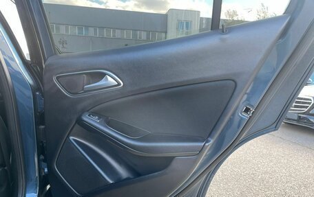 Mercedes-Benz GLA, 2019 год, 1 750 000 рублей, 22 фотография