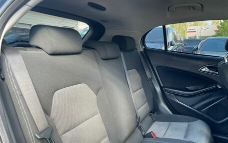 Mercedes-Benz GLA, 2019 год, 1 750 000 рублей, 23 фотография