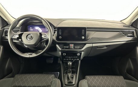 Skoda Rapid II, 2022 год, 2 250 000 рублей, 7 фотография