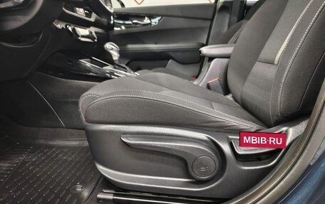 KIA Cerato IV, 2021 год, 1 890 000 рублей, 10 фотография