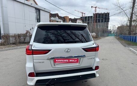 Lexus LX III, 2017 год, 8 299 000 рублей, 11 фотография