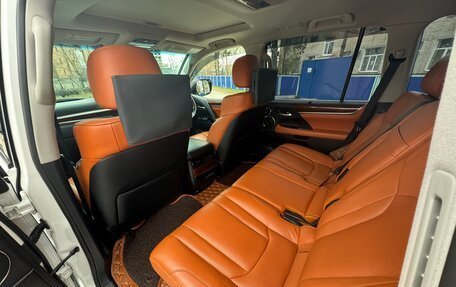 Lexus LX III, 2017 год, 8 299 000 рублей, 19 фотография