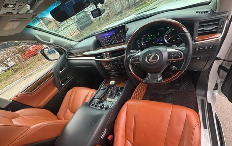 Lexus LX III, 2017 год, 8 299 000 рублей, 24 фотография
