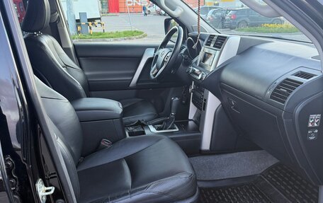 Toyota Land Cruiser Prado 150 рестайлинг 2, 2010 год, 3 490 000 рублей, 10 фотография