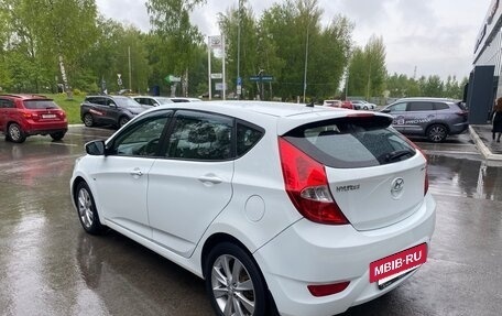 Hyundai Solaris II рестайлинг, 2014 год, 820 000 рублей, 3 фотография