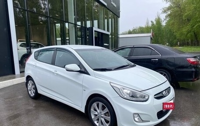 Hyundai Solaris II рестайлинг, 2014 год, 820 000 рублей, 1 фотография