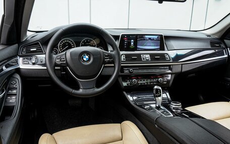 BMW 5 серия, 2016 год, 2 310 000 рублей, 6 фотография