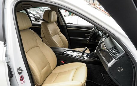 BMW 5 серия, 2016 год, 2 310 000 рублей, 8 фотография