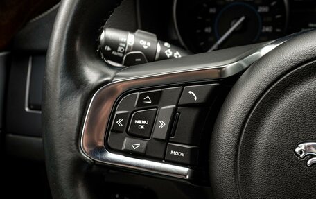 Jaguar XF II, 2017 год, 2 835 000 рублей, 17 фотография