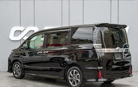 Toyota Voxy III, 2019 год, 2 885 000 рублей, 2 фотография