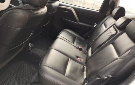 Mitsubishi Montero Sport, 2022 год, 4 000 000 рублей, 14 фотография