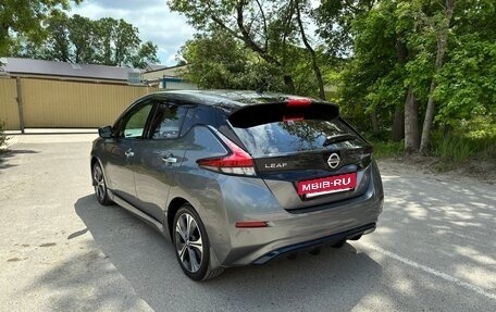 Nissan Leaf II, 2019 год, 1 700 000 рублей, 4 фотография