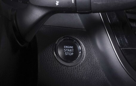 Toyota Camry, 2023 год, 4 199 000 рублей, 15 фотография