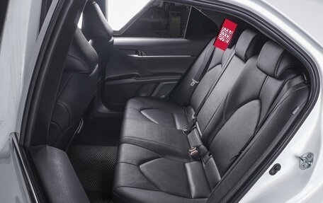 Toyota Camry, 2023 год, 4 199 000 рублей, 9 фотография