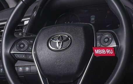 Toyota Camry, 2023 год, 4 199 000 рублей, 18 фотография