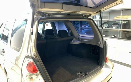 Subaru Forester, 2005 год, 770 000 рублей, 9 фотография