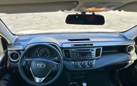 Toyota RAV4, 2013 год, 1 700 000 рублей, 7 фотография