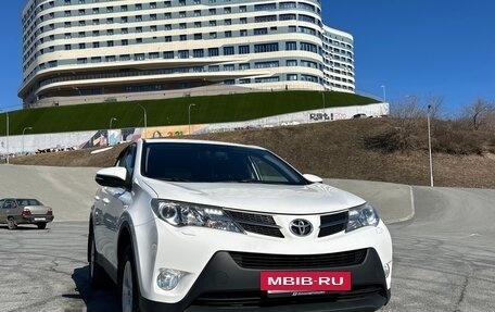 Toyota RAV4, 2013 год, 1 700 000 рублей, 2 фотография