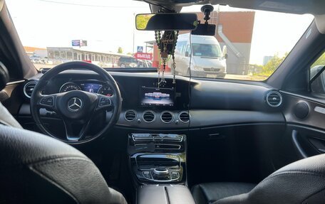 Mercedes-Benz E-Класс, 2016 год, 2 780 000 рублей, 2 фотография