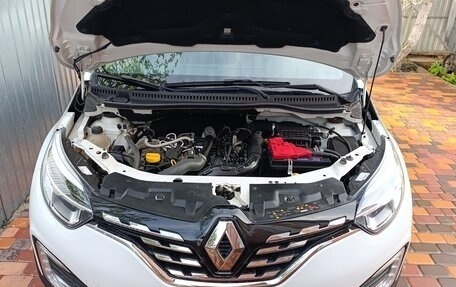 Renault Kaptur I рестайлинг, 2020 год, 1 675 000 рублей, 2 фотография