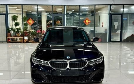 BMW 3 серия, 2021 год, 2 825 000 рублей, 2 фотография