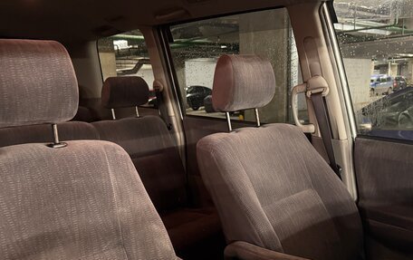 Toyota Noah III, 2002 год, 818 490 рублей, 12 фотография