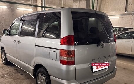 Toyota Noah III, 2002 год, 818 490 рублей, 5 фотография